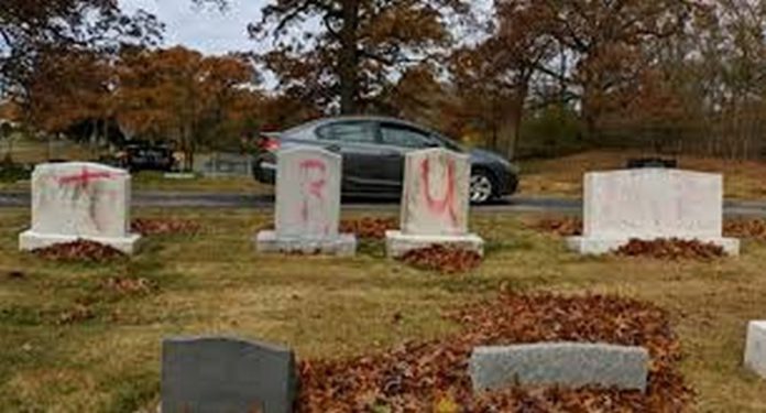 Michigan Jewish cemetery desecrated with ‘pro-Trump’ messages