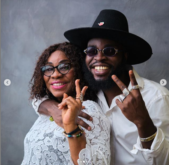 M.anifest and mother