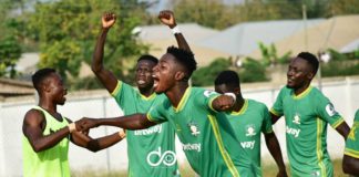 Aduana Stars