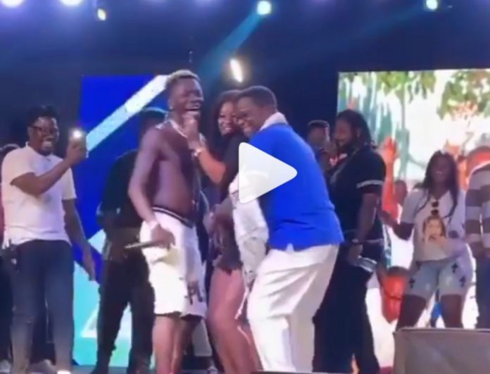 Energy Minister Peter Amewu spotted grinding Shatta Wale's girls at concert