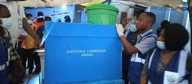 Rains disrupt counting of ballot papers in Tafo