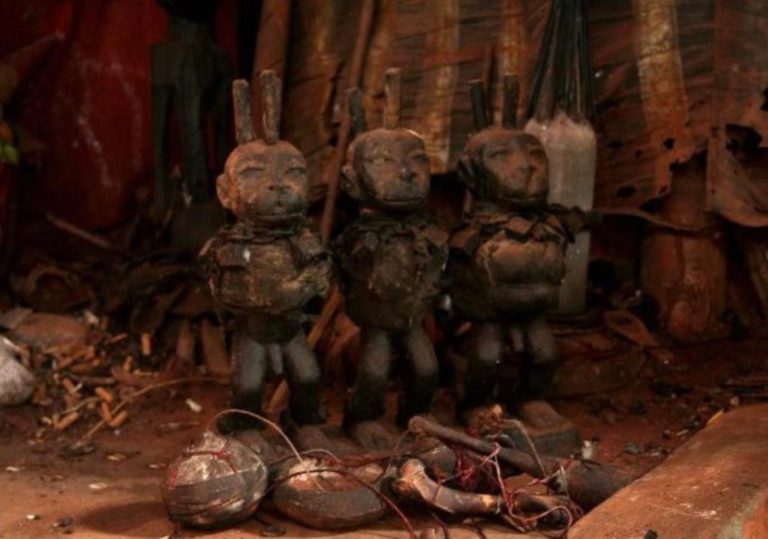 Ex-manager drags top Ghanaian singer to ‘antoa’ over $50,000 [Video]