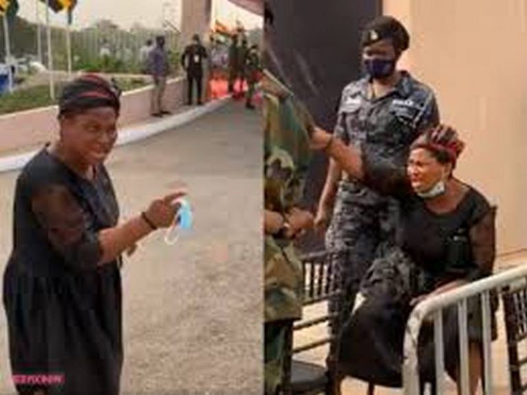 Drama as woman who claims she’s Rawlings’ daughter is refused entry to view body [Video]