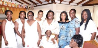 First Ghanaian policewoman (seated in the middle) with her family when she was 90