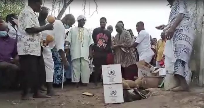 Gomoa Chiefs appease ‘angry’ Apam gods after teenagers drown at sea Gomoa Chiefs appease ‘angry’ Apam gods after teenagers drown at sea