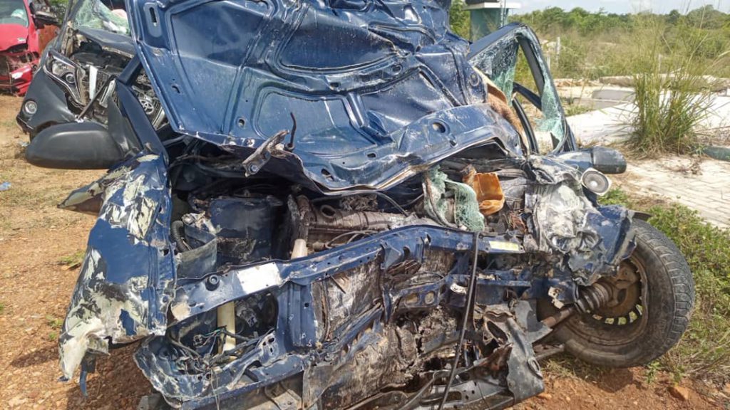 Over 15 persons, including Apam SHS students, in critical condition after gory accident