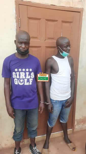 26-yr-old woman, four others arrested for attempting to steal twin babies (Two of the suspects)