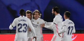 Real Madrid's German midfielder Toni Kroos (2L) celebrates with teammates after scoring during the "El Clasico" Spanish League football match between Real Madrid CF and FC Barcelona at the Alfredo di Stefano stadium in Valdebebas, on the outskirts of Madrid Image credit: Getty Images