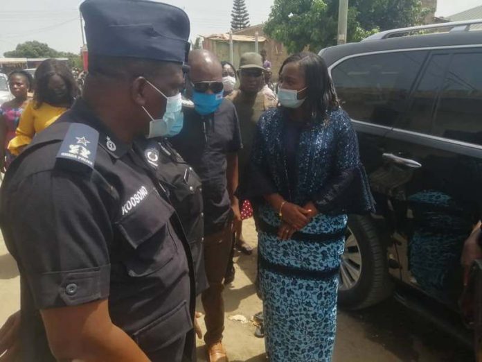 Central Regional Minister, Justina Marigold Assan and the Central Regional Commander, Habiba Akyere Twumasi-Sarpong just arrived at the family house of the deceased (Kasoa killing)