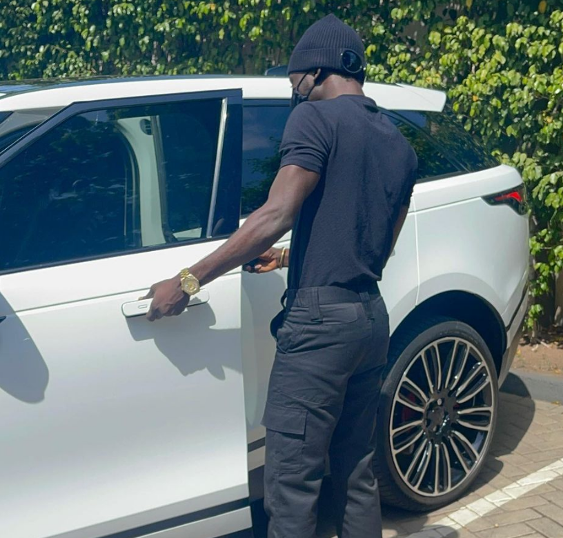 Kuami Eugene surprised with new Range Rover [Photos]