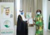 The Ministry of Foreign Affairs received the donation on behalf of government