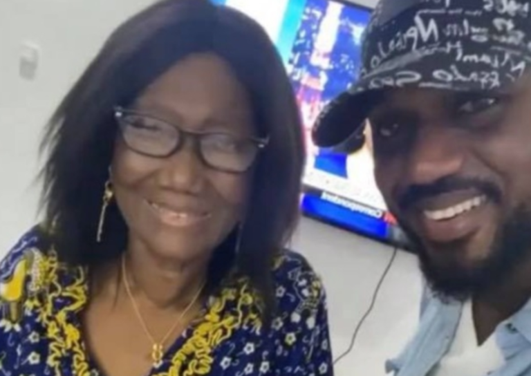 Actor Eddie Watson kisses mum on death bed to bid farewell