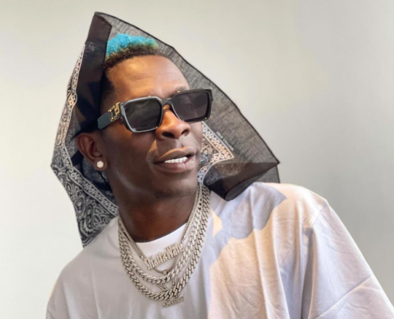 Shatta Wale creates a scene as he arrives at Ada for an event