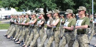 Ukraine’s female soldiers to march in high heels