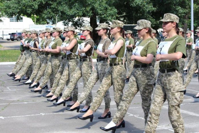 Ukraine’s female soldiers to march in high heels