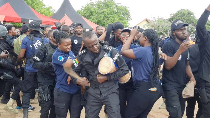 Hundreds bid farewell to policeman killed in bullion van robbery