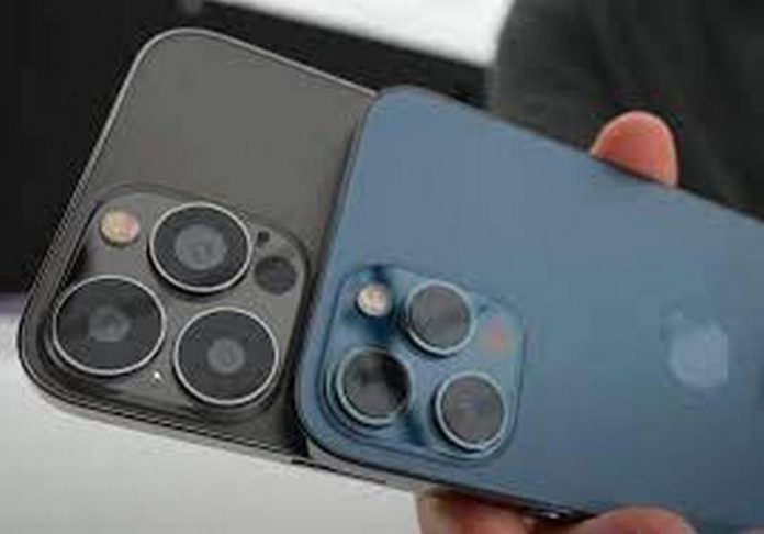 iPHONE 13