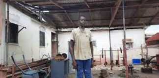 Tallest man in Ho