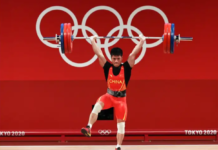 Tokyo Olympics: Chinese weightlifter wins gold on one leg (Photos)