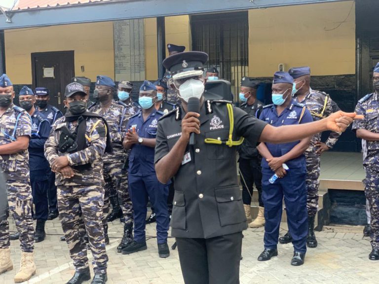 Dampare’s all-important message to personnel providing protection at #FixTheCountry demo