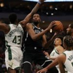 NBA: Milwaukee Bucks beat Brooklyn Nets, LA Lakers lose to Golden State Warriors Reigning champions Milwaukee Bucks started their title defence with victory over Brooklyn Nets