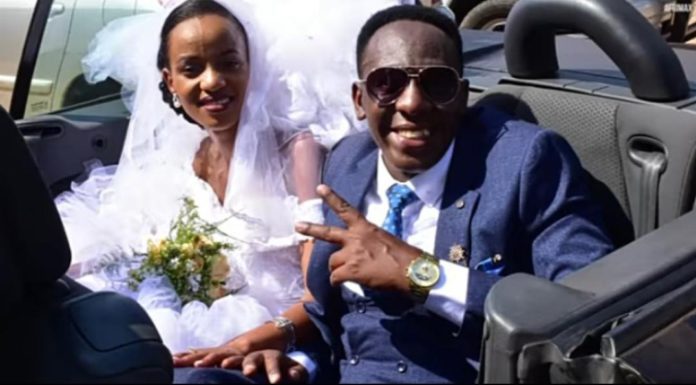 Man waits till wedding day to confess to bride that he has no legs