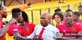 Prosper Narteh Ogum celebrates with Asante Kotoko players