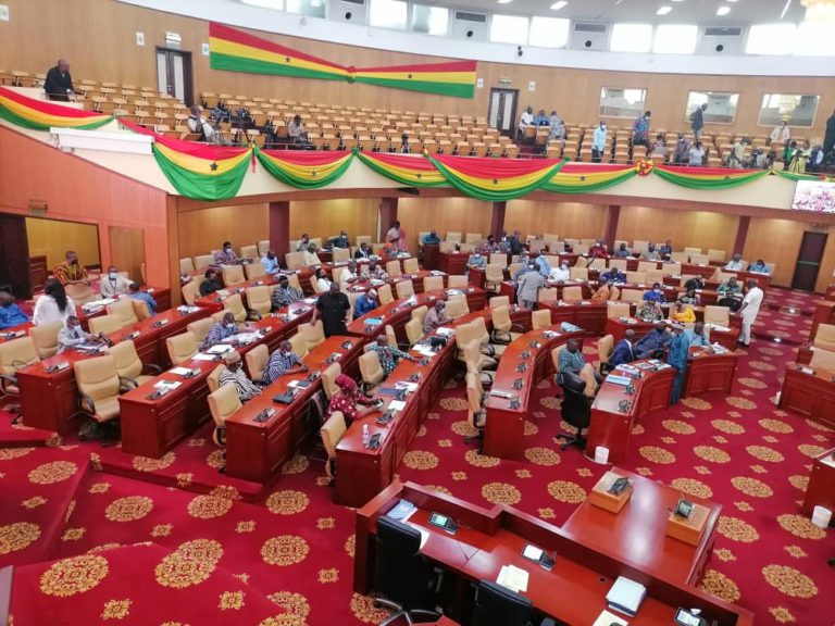 COVID-19: Parliament bans persons without prove of vaccination
