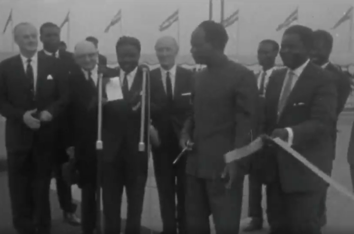 Kwame Nkrumah commissions Tema Motorway