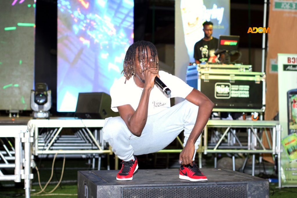 Kofi Mole performed most of his dope songs, 'Atwe', 'Dont Be Late' among others that thrilled the crowd 