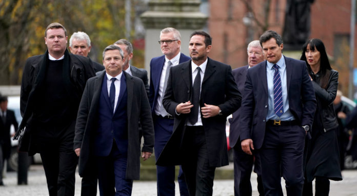 Former Chelsea manager Frank Lampard (centre right) and former Manchester United manager Sir Alex Ferguson (back) attend the memorial service at Glasgow Cathedral. On the 26th October 2021 it was announced that former Scotland, Rangers and Everton manager Walter Smith had died aged 73. Picture date: Friday November 19, 2021. (Photo by Andrew Milligan/PA Images via Getty Images)