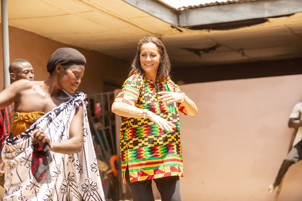 French Ambassador (in Kente), Anne Sophie-Avé showcases her traditional dancing skills after she was enstooled as ‘Nkosuohemaa’ in Begho