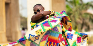Okyeame Kwame wears Kente ... Okyeame Kwame | photo credit: @sarboatphotographyc /Instagram