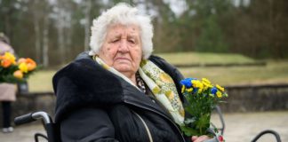 Anastasia Gulej from Kyiv at the Bergen-Belsen concentration camp memorial (Image: Alamy Live News.)