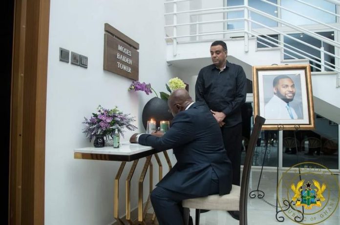 Akufo-Addo signs book of condolence in honour of David heward-mills source: facebook