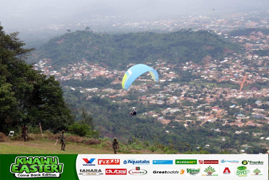 Adom Kwahu Easter: Paragliding business booms as scores from diaspora patronise flying event