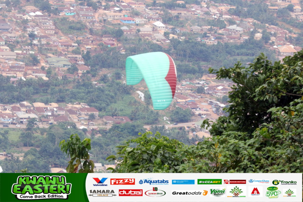 Adom Kwahu Easter: Paragliding business booms as scores from diaspora patronise flying event