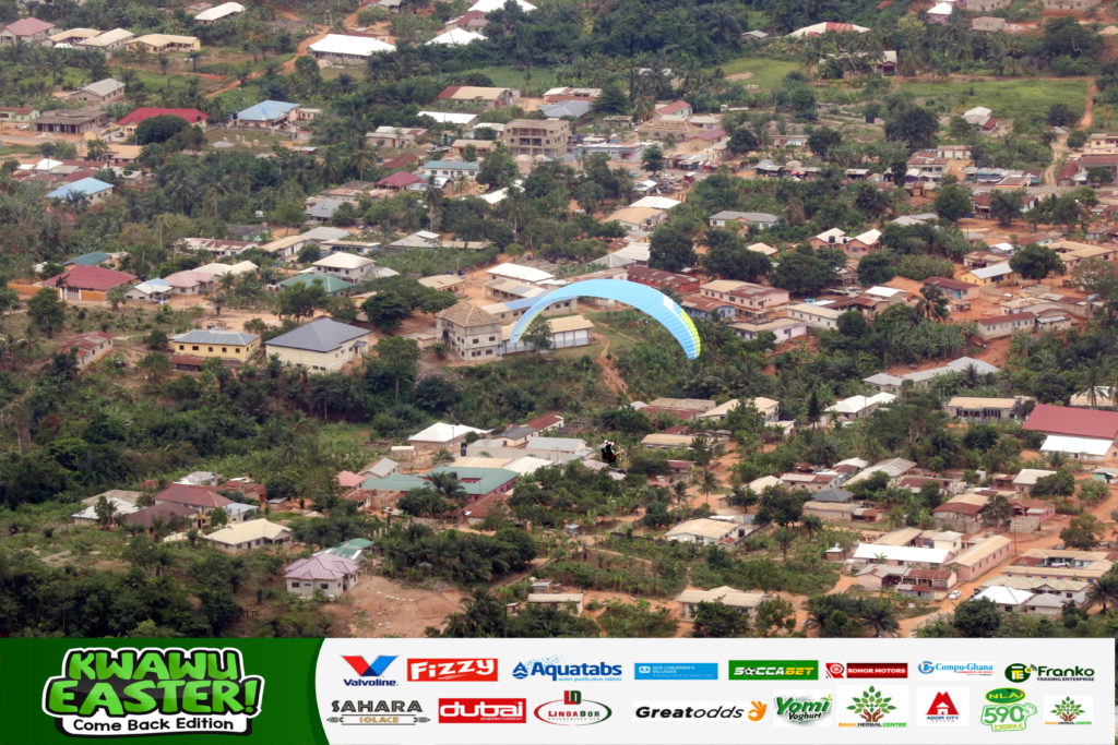 Adom Kwahu Easter: Paragliding business booms as scores from diaspora patronise flying event