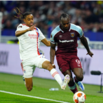 West Ham United's Michail Antonio (R)