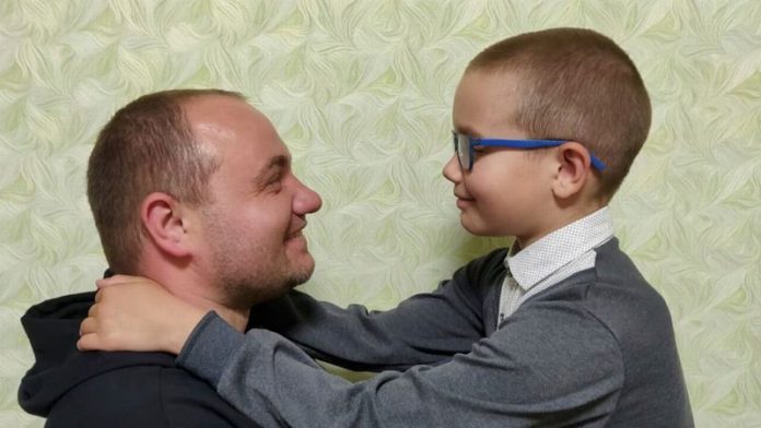 Ruslan Gladkiy and his son Hordiy (Image: Ruslan Gladkiy)