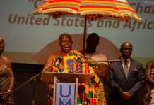 Asantehene, Otumfuo Osei Tutu II delivering a lecture on "Contemporary challenges in US and Africa relations" at the University of Memphis, in the United States of America Thursday evening [May 5, 2022] / photo credit: @victorayitey*