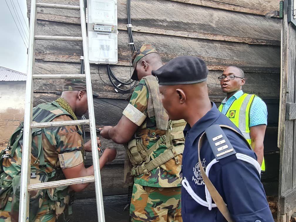 Tension at Krobo as Nuaso residents confront military, ECG team