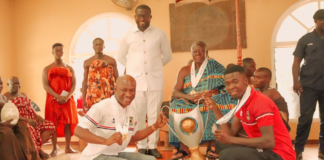Asante Kotoko visit Otumfuo