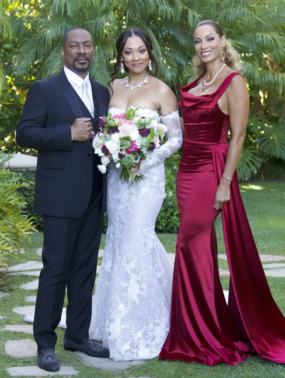 Eddie Murphy’s daughter Bria marries fiancé in romantic Beverly Hills