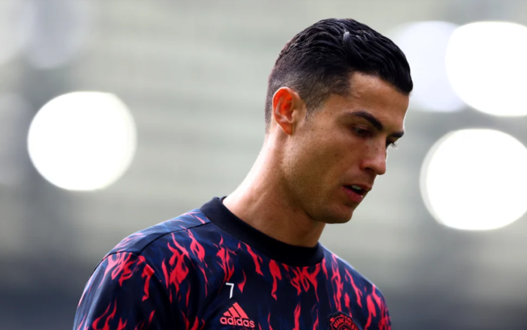 Cristiano Ronaldo wants to join a Champions League club / Bryn Lennon/GettyImages