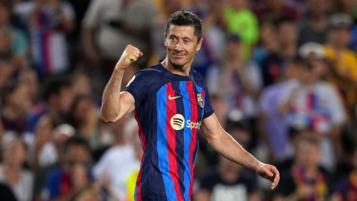 Robert Lewandowski celebrates