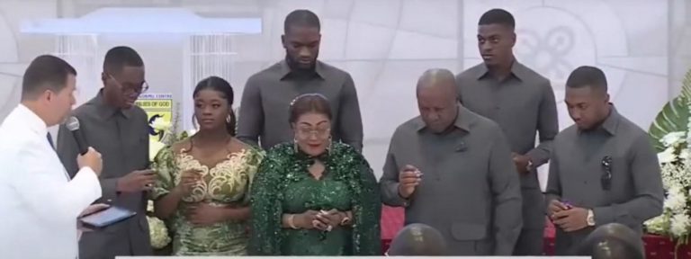 Mahama, Lordina dance heartily to mark 30th anniversary of marriage