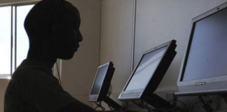 The suspects are said to use a dating site for same-sex couples to scam their victims