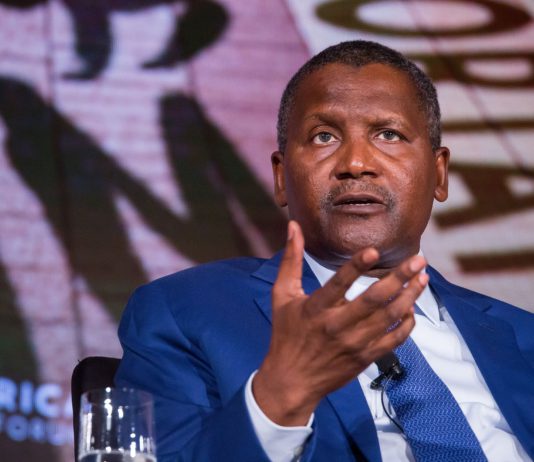 Dangote credits Mahama’s leadership for Ghana’s economic turnaround Aliko Dangote