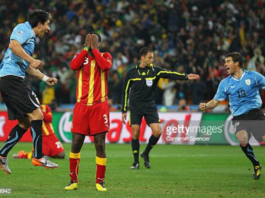 JOHANNESBURG, SOUTH AFRICA - JULY 02: Asamoah Gyan of Ghana reacts as he misses a late penalty kick in extra time to win the match during the 2010 FIFA World Cup South Africa Quarter Final match between Uruguay and Ghana at the Soccer City stadium on July 2, 2010 in Johannesburg, South Africa. (Photo by Cameron Spencer/Getty Images)